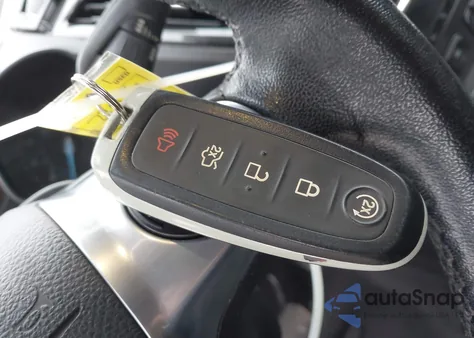 2015 Ford Escape Titanium из США, поврежденный, VIN 1FMCU9J90FUB04388